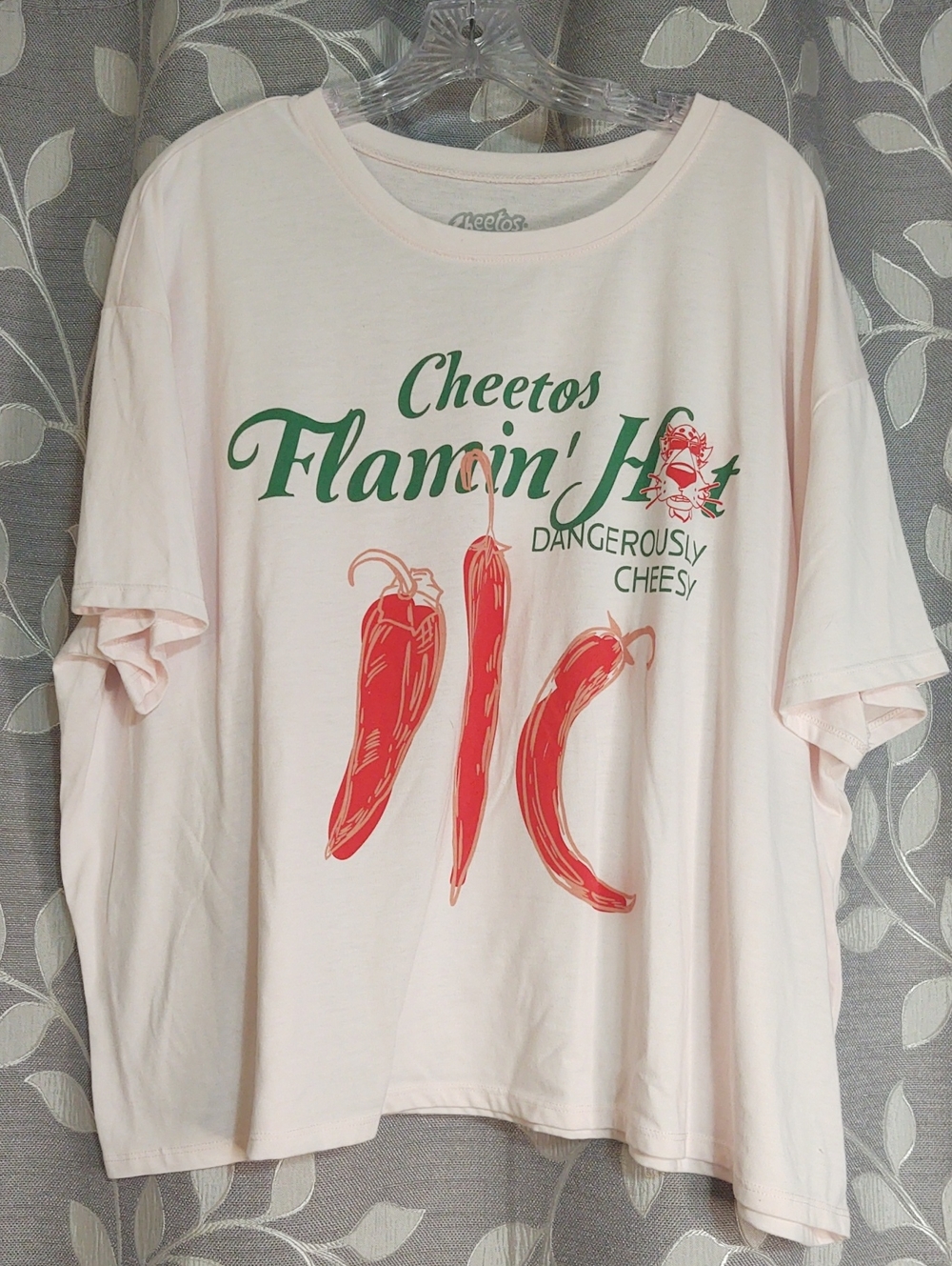 Cheetos Flamin' Hot Light Pink Women's Graphic Tee size 3X